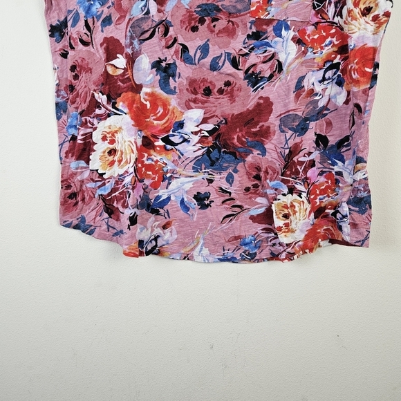 Torrid Classic Fit Top 4X Pink Floral Short Sleeve V-Neck Size 0/L - Picture 2 of 6